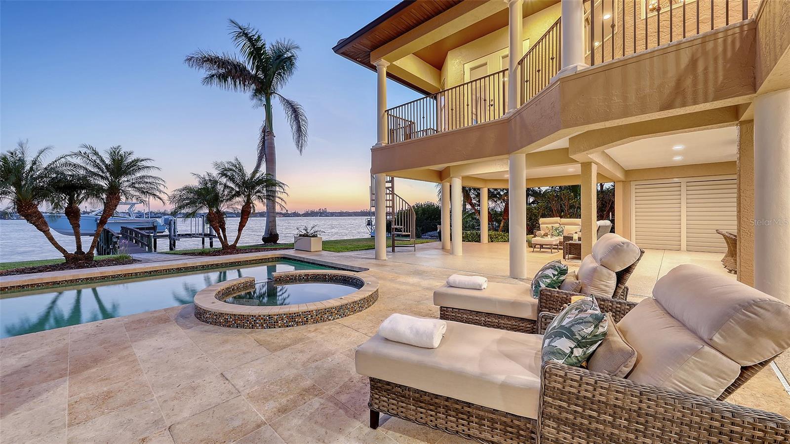 7342 CAPTAIN KIDD AVE