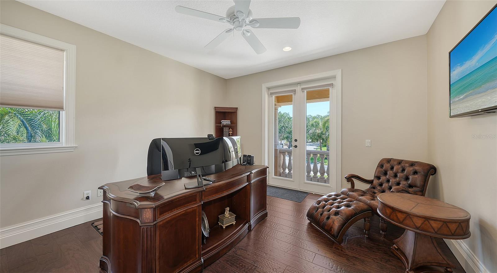 7342 CAPTAIN KIDD AVE