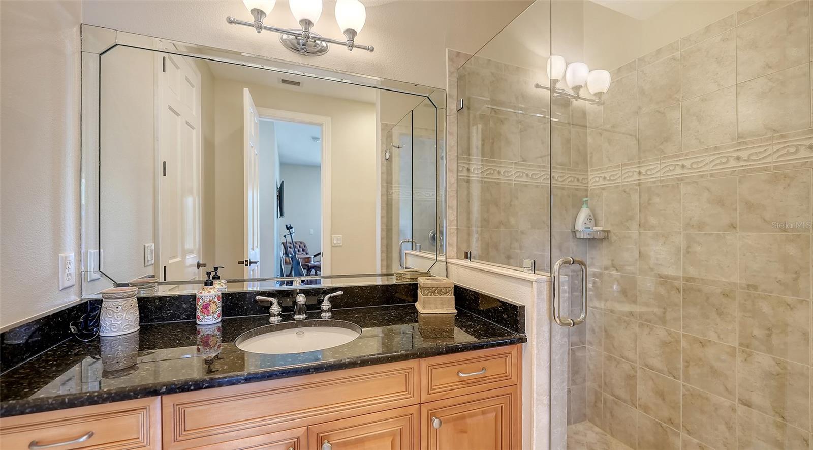 7342 CAPTAIN KIDD AVE