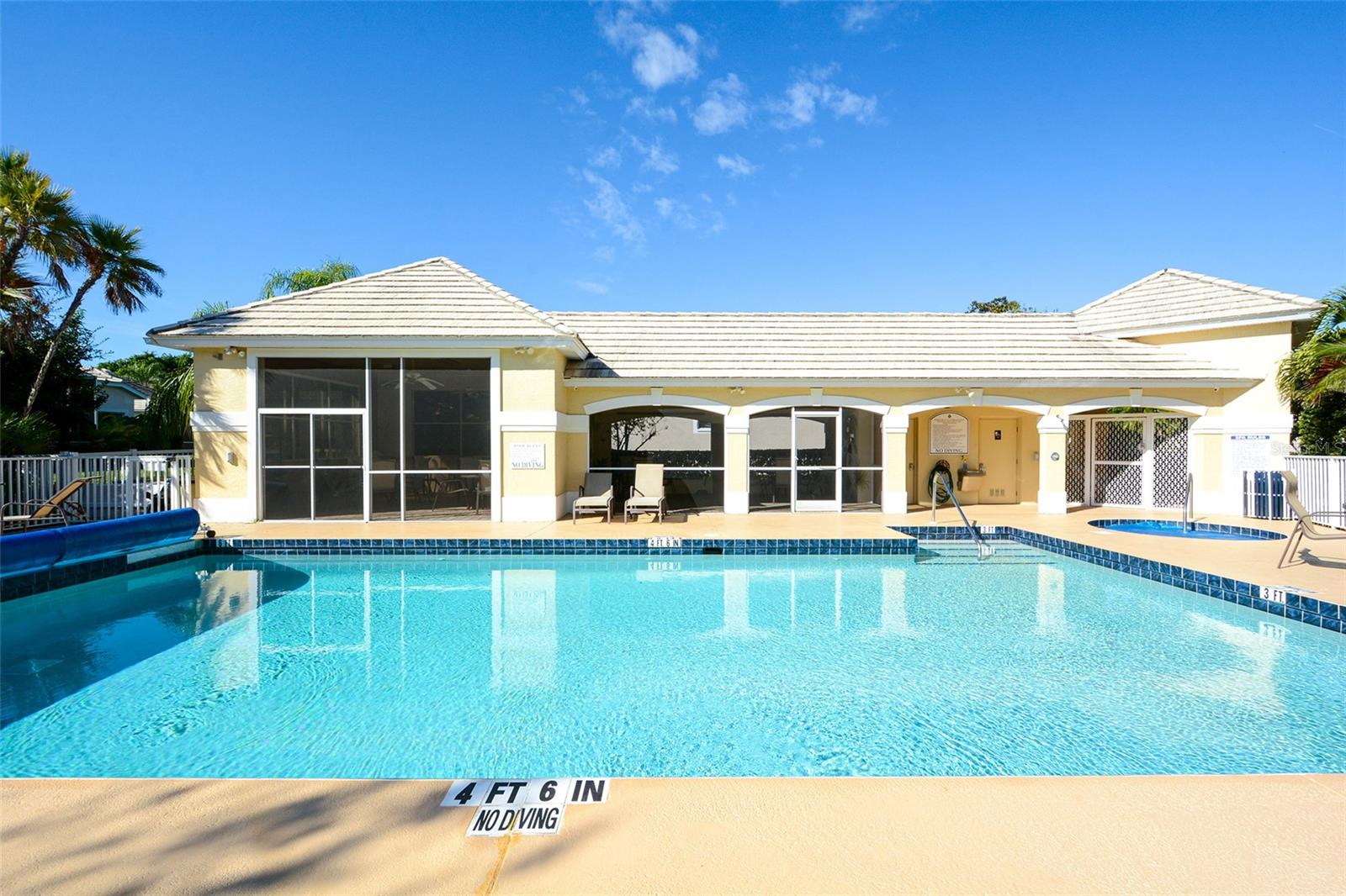 6721 OAK MANOR DR