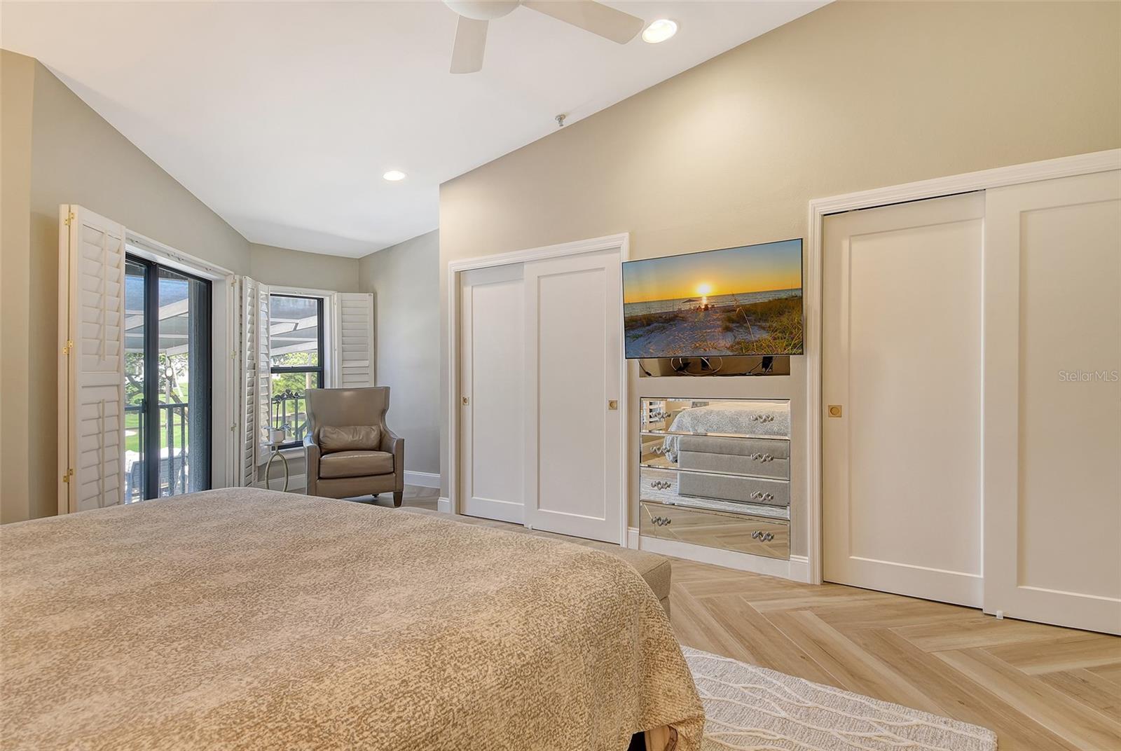 2103 HARBOURSIDE DR #1102