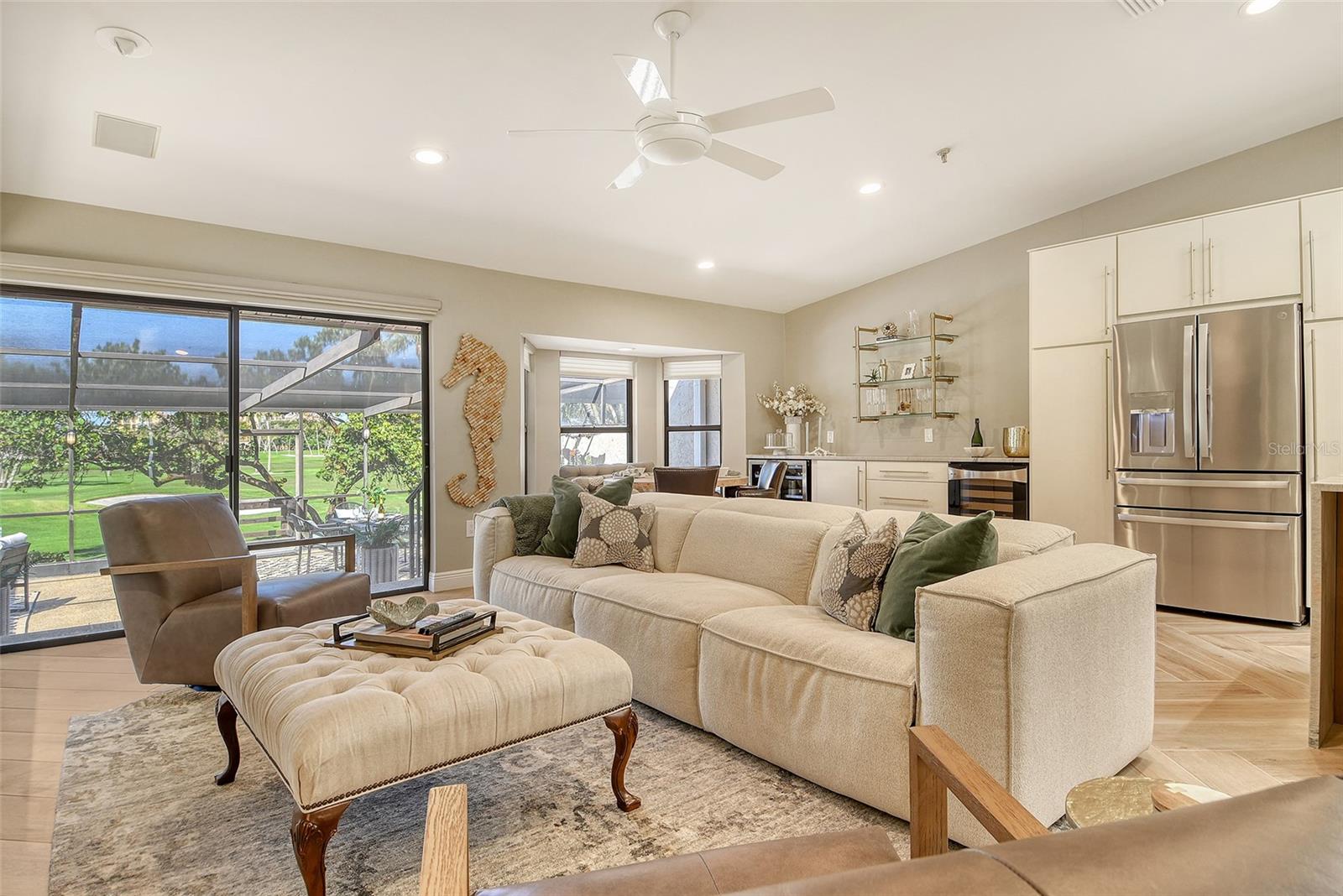 2103 HARBOURSIDE DR #1102