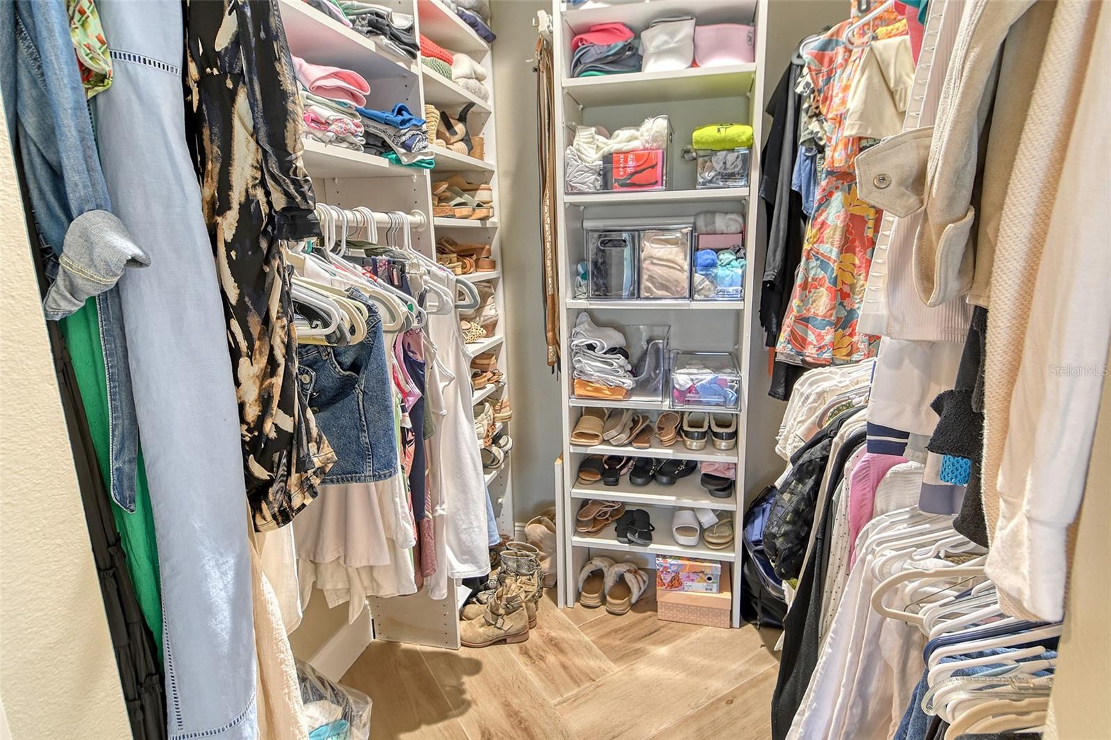 2103 HARBOURSIDE DR #1102