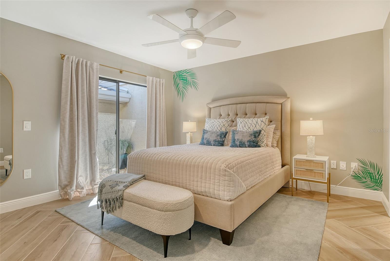 2103 HARBOURSIDE DR #1102