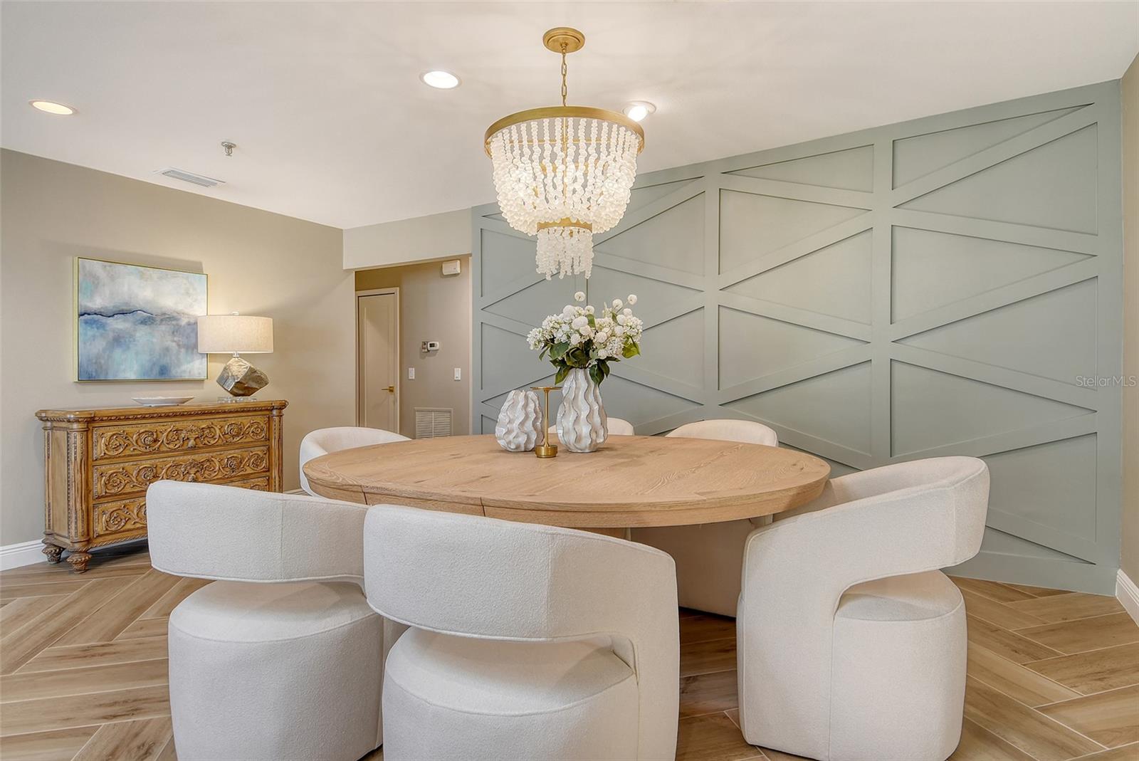 2103 HARBOURSIDE DR #1102