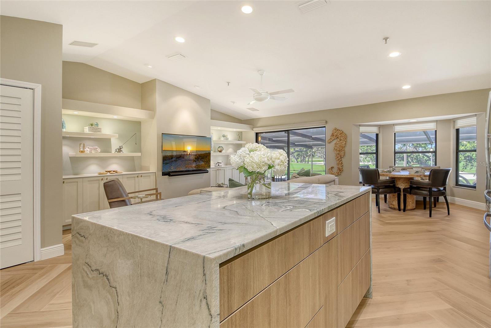 2103 HARBOURSIDE DR #1102