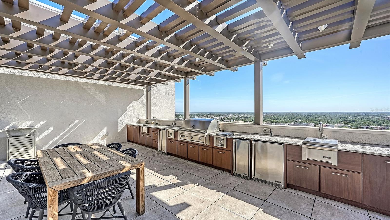 540 N TAMIAMI TRL #1702