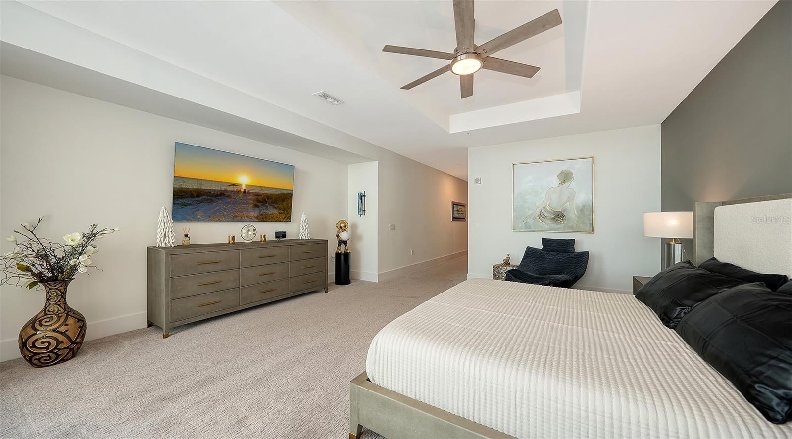 540 N TAMIAMI TRL #1702