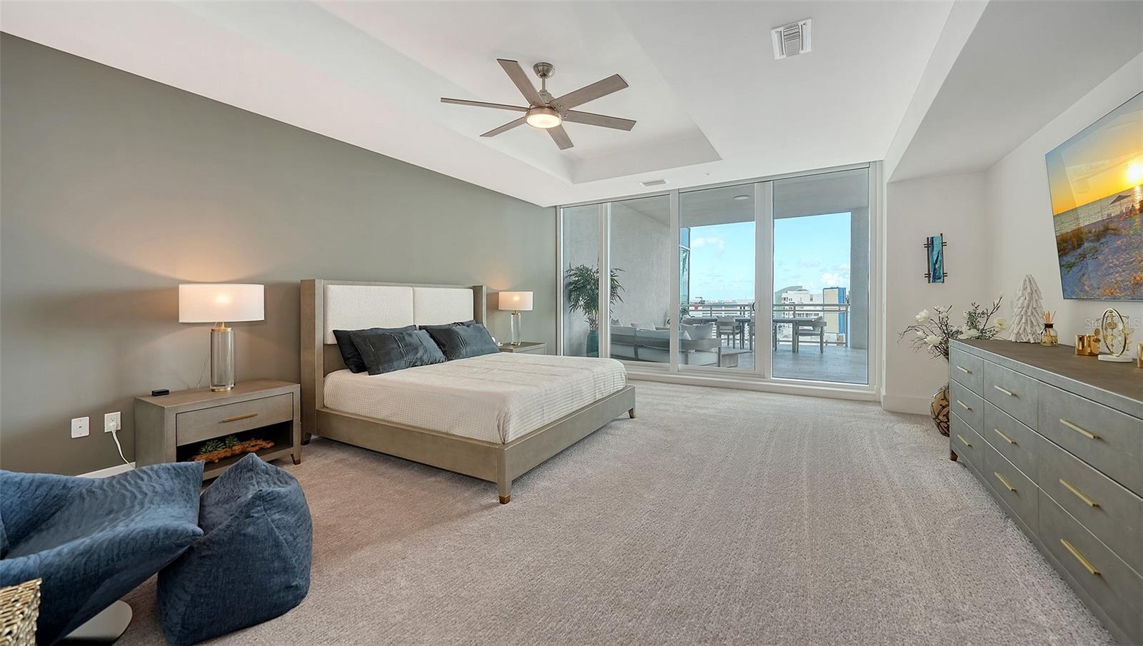 540 N TAMIAMI TRL #1702