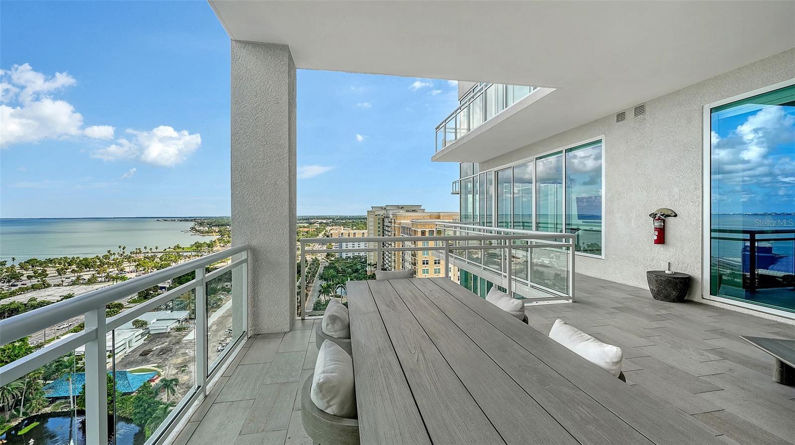 540 N TAMIAMI TRL #1702