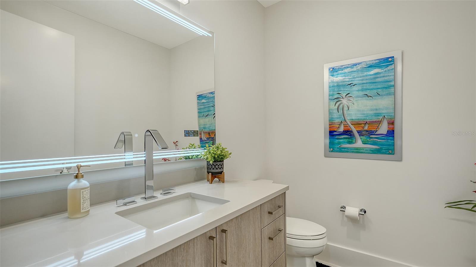 540 N TAMIAMI TRL #1702