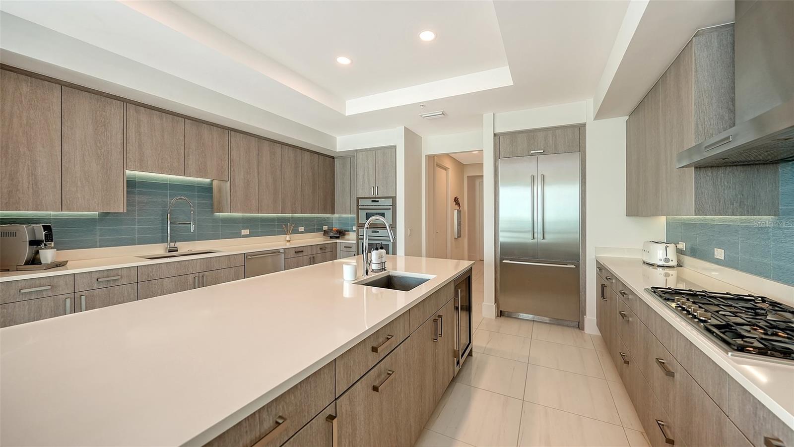 540 N TAMIAMI TRL #1702