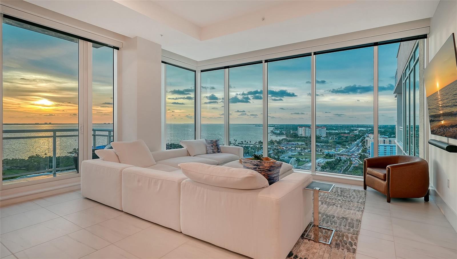 540 N TAMIAMI TRL #1702