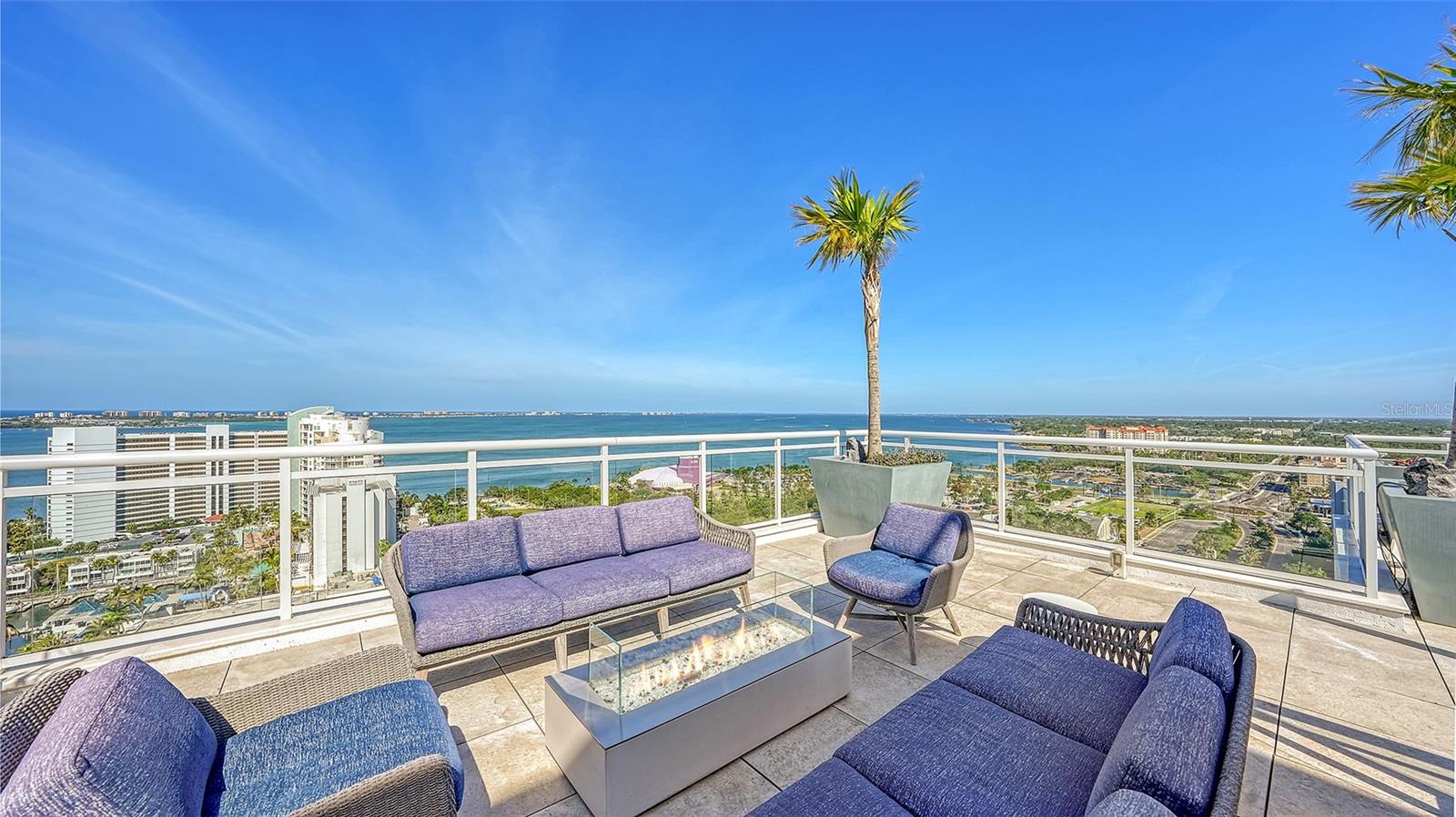 540 N TAMIAMI TRL #1702