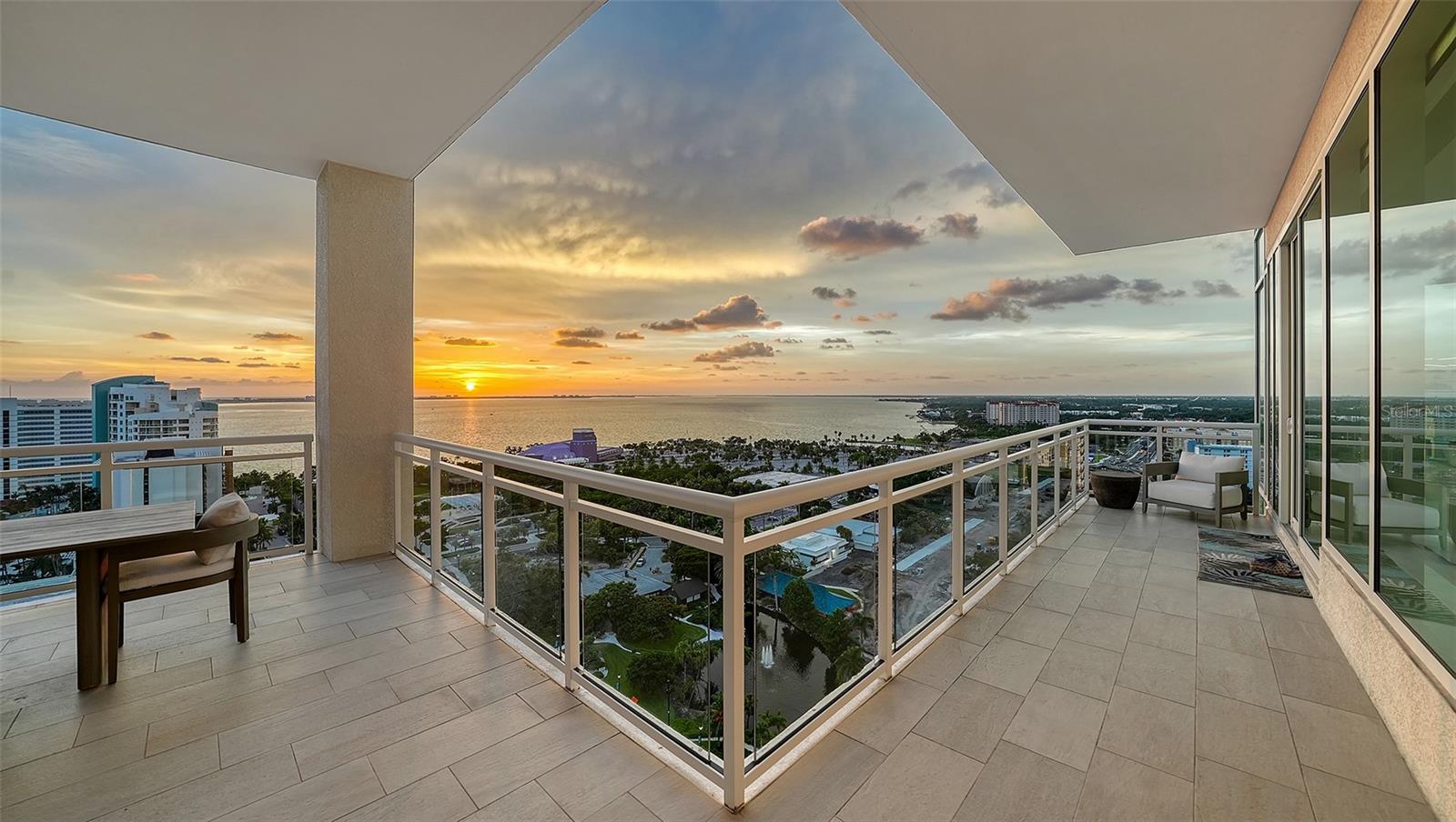 540 N TAMIAMI TRL #1702