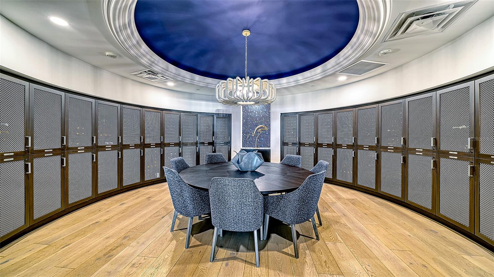 540 N TAMIAMI TRL #1702