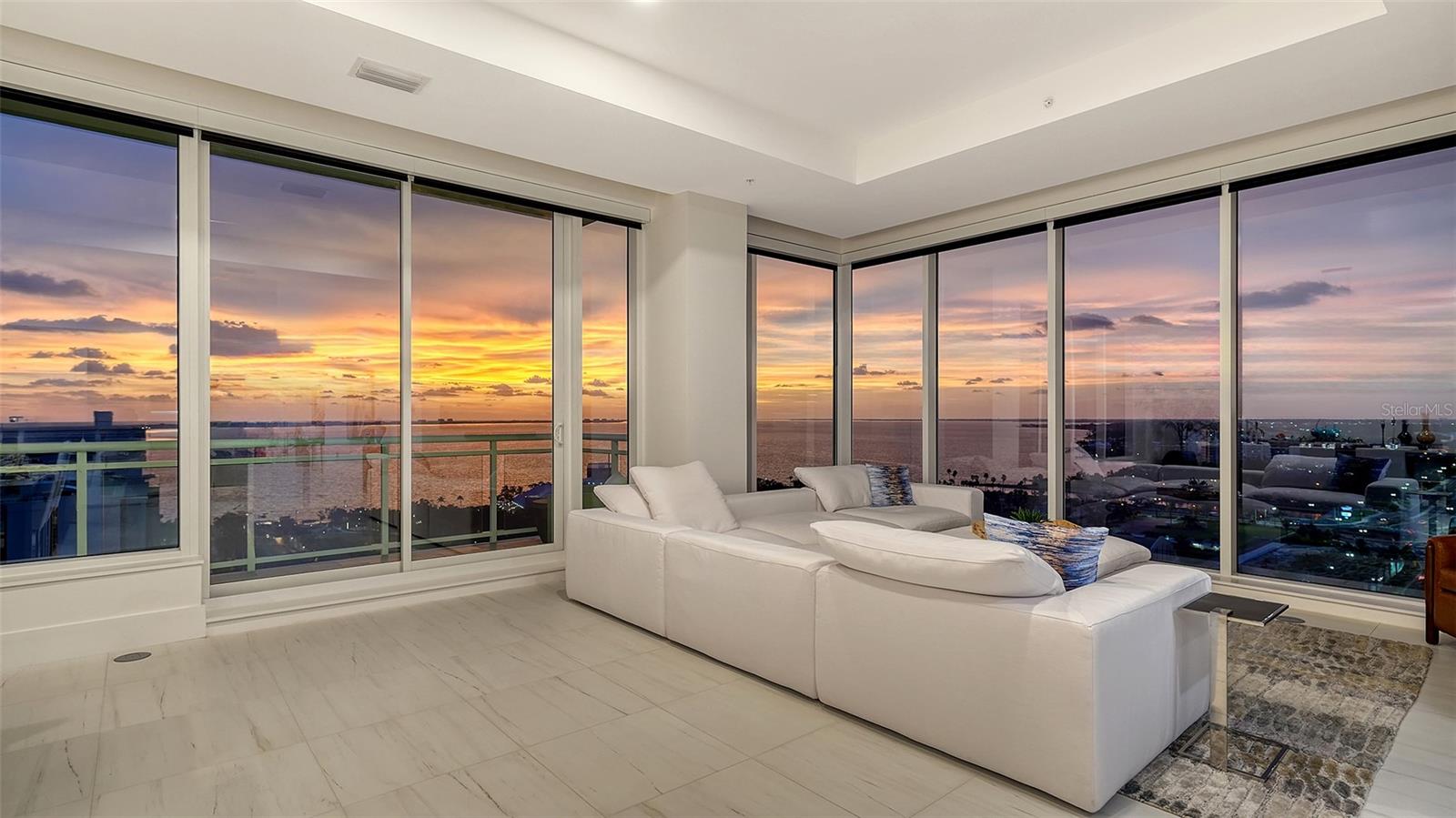 540 N TAMIAMI TRL #1702