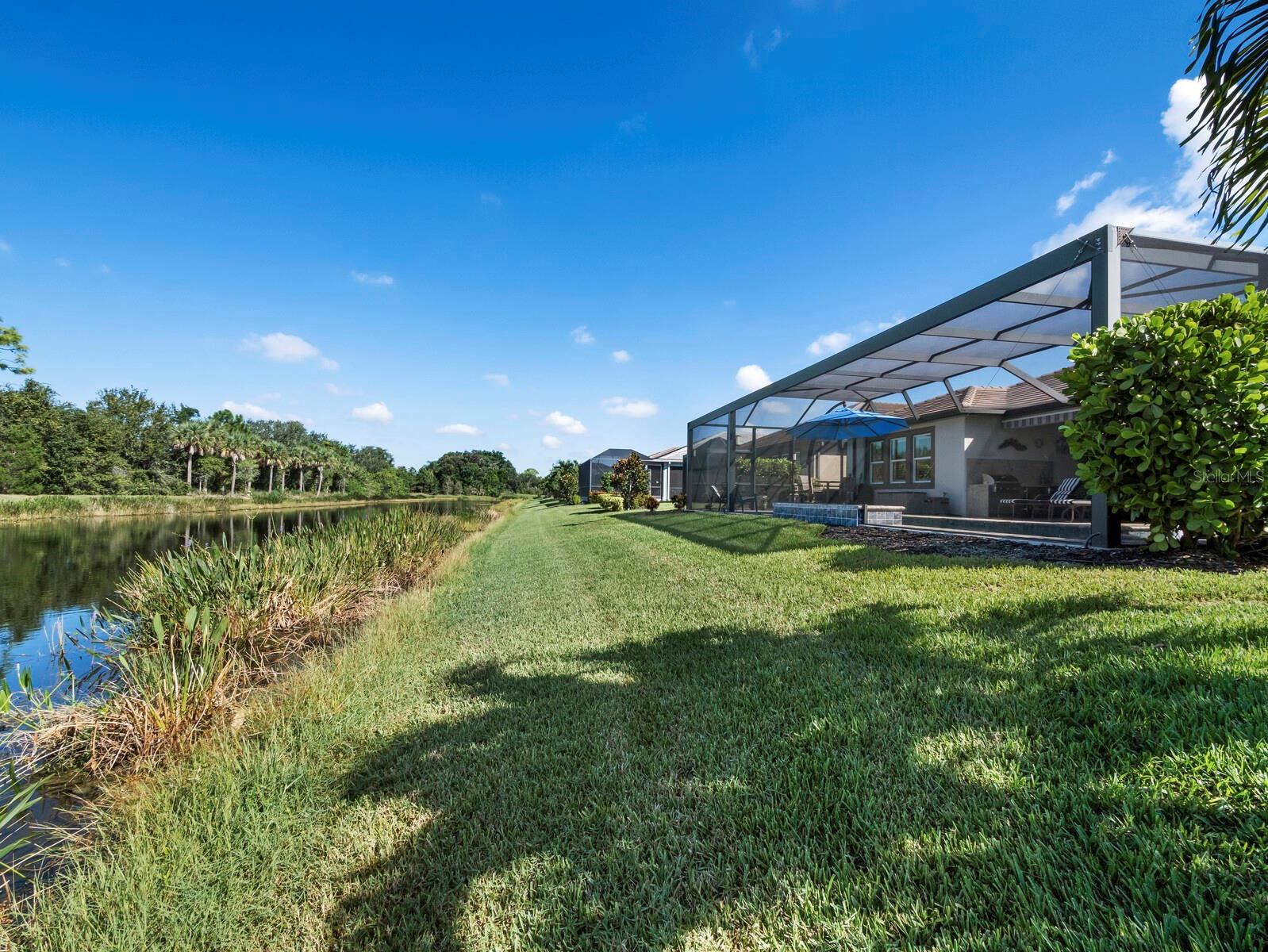 5605 LONG SHORE LOOP