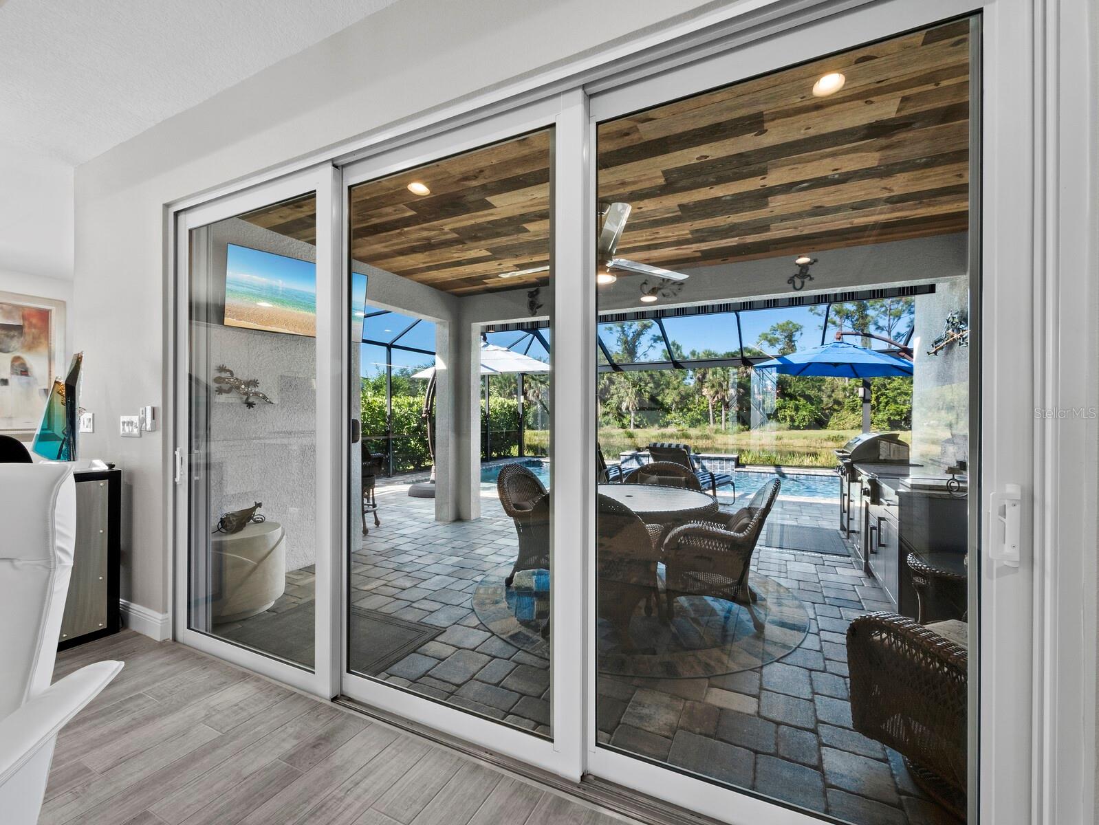 5605 LONG SHORE LOOP