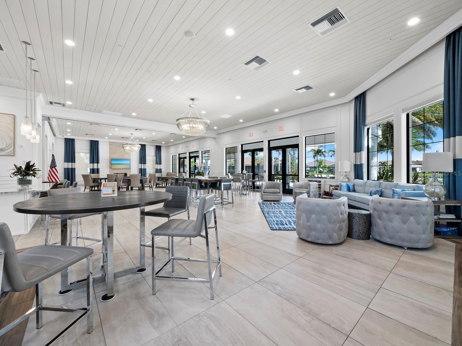 5605 LONG SHORE LOOP