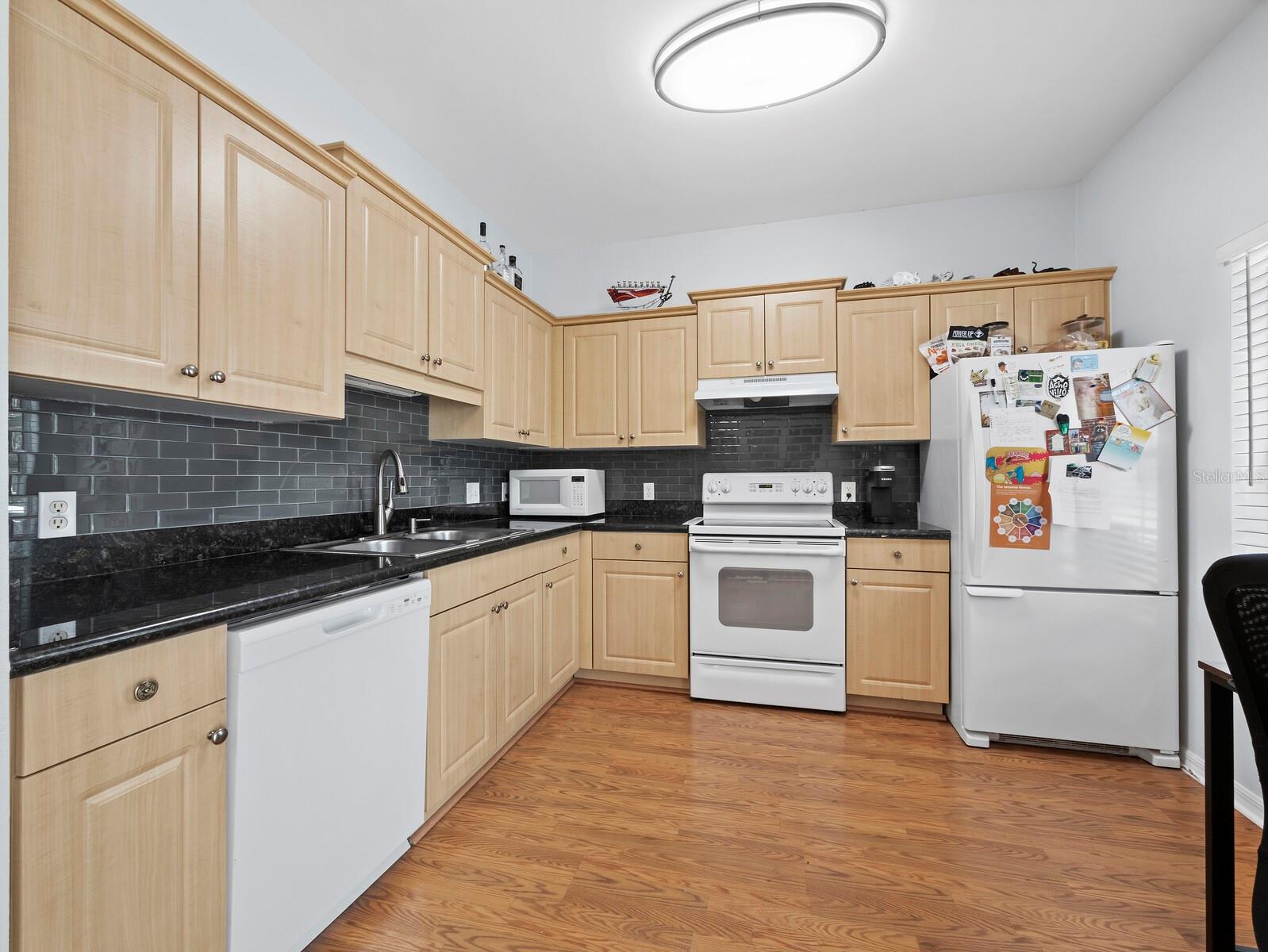 7596 PLANTATION CIR #7596