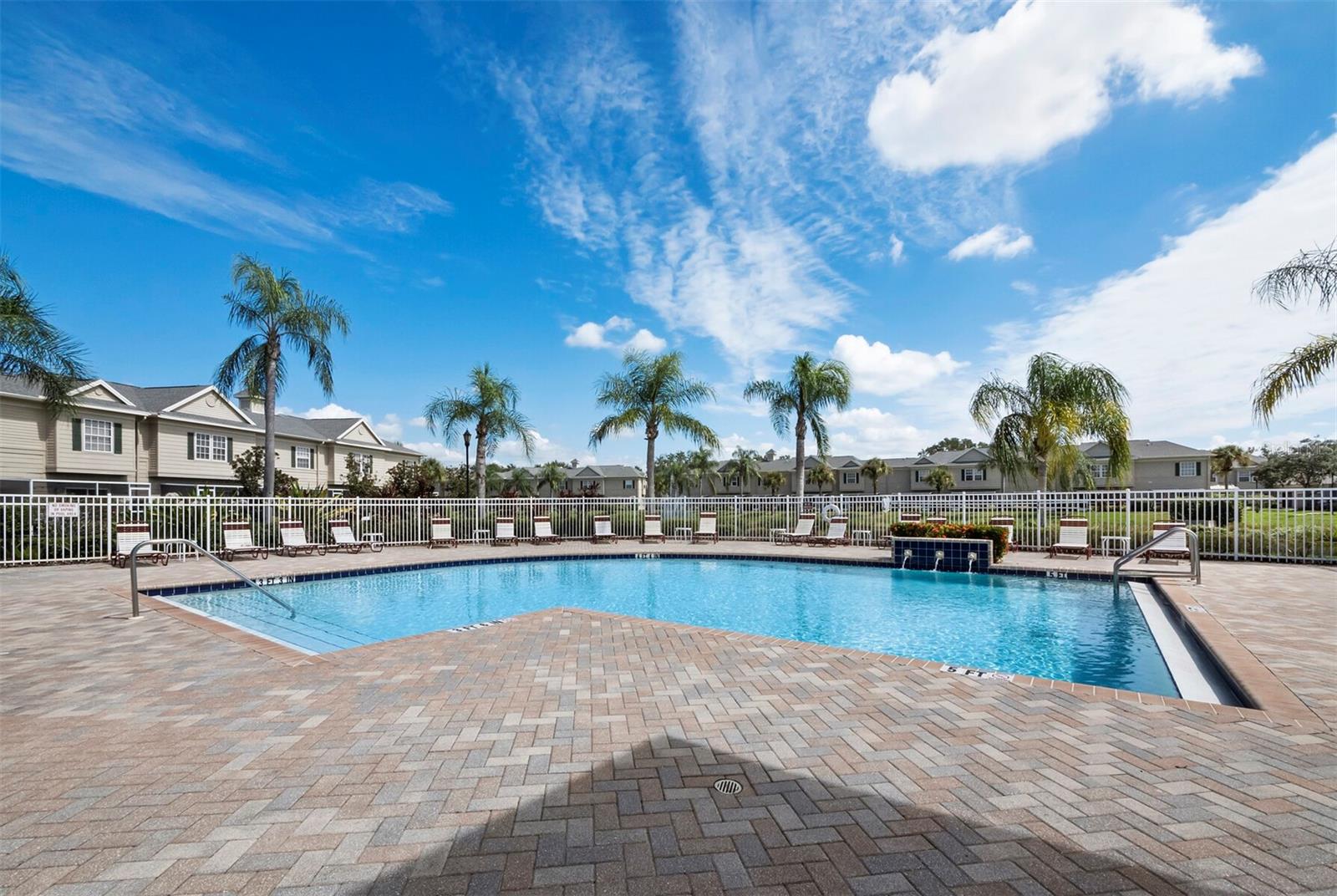 7596 PLANTATION CIR #7596