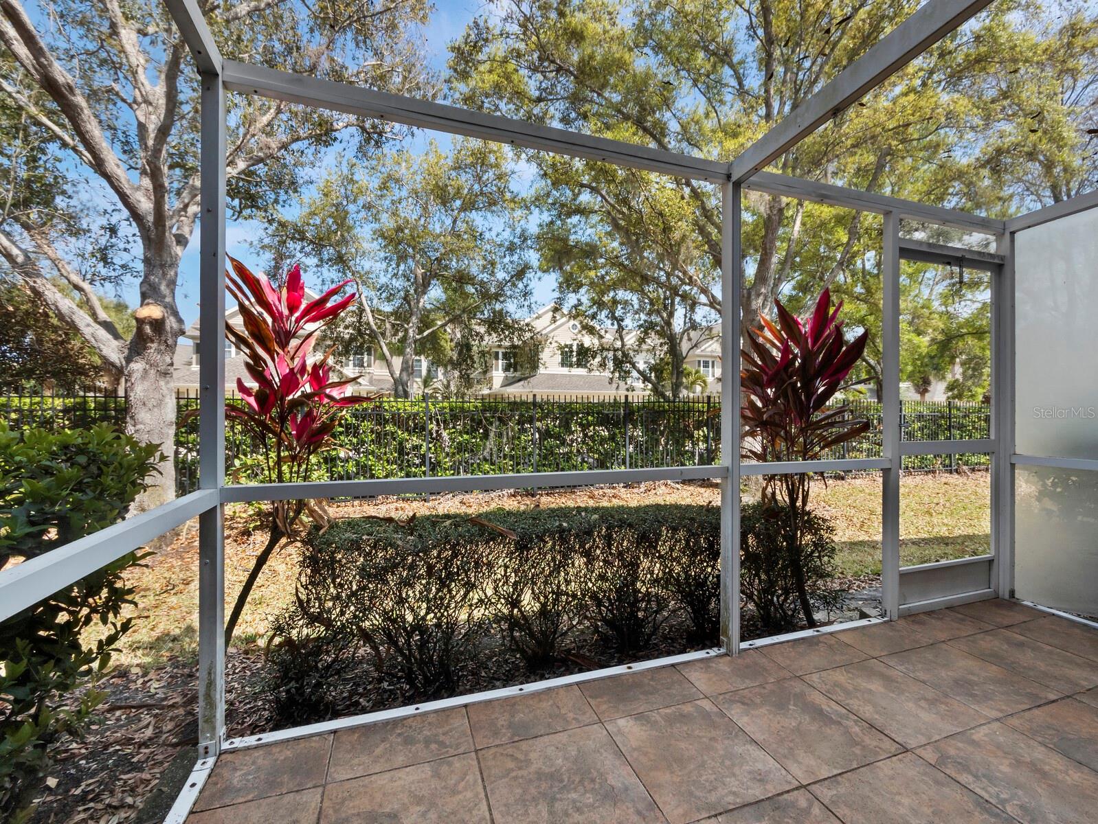 7596 PLANTATION CIR #7596