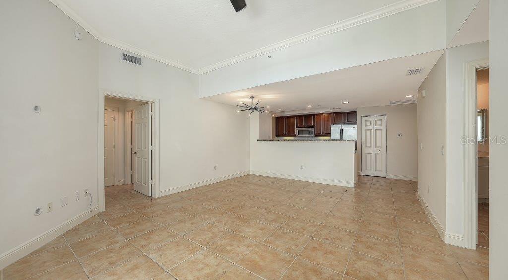 800 N TAMIAMI TRL #1506