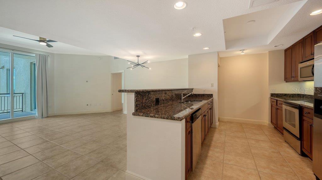 800 N TAMIAMI TRL #1506