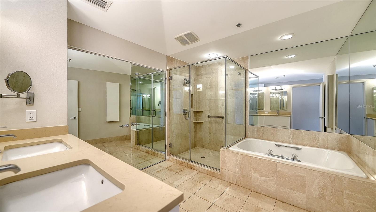 3040 GRAND BAY BLVD #283