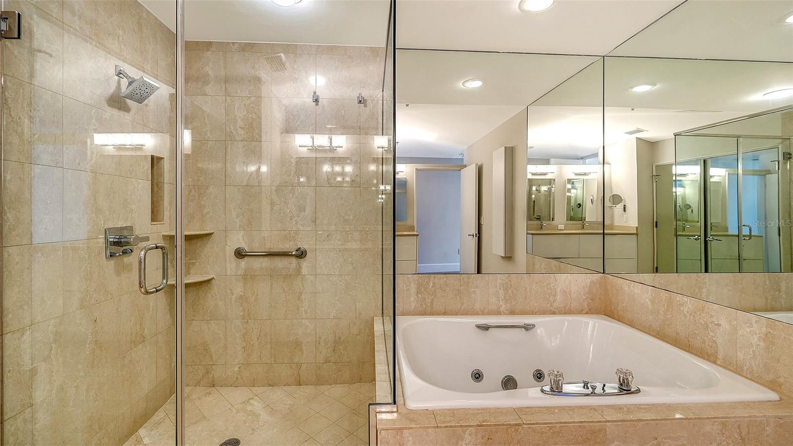 3040 GRAND BAY BLVD #283