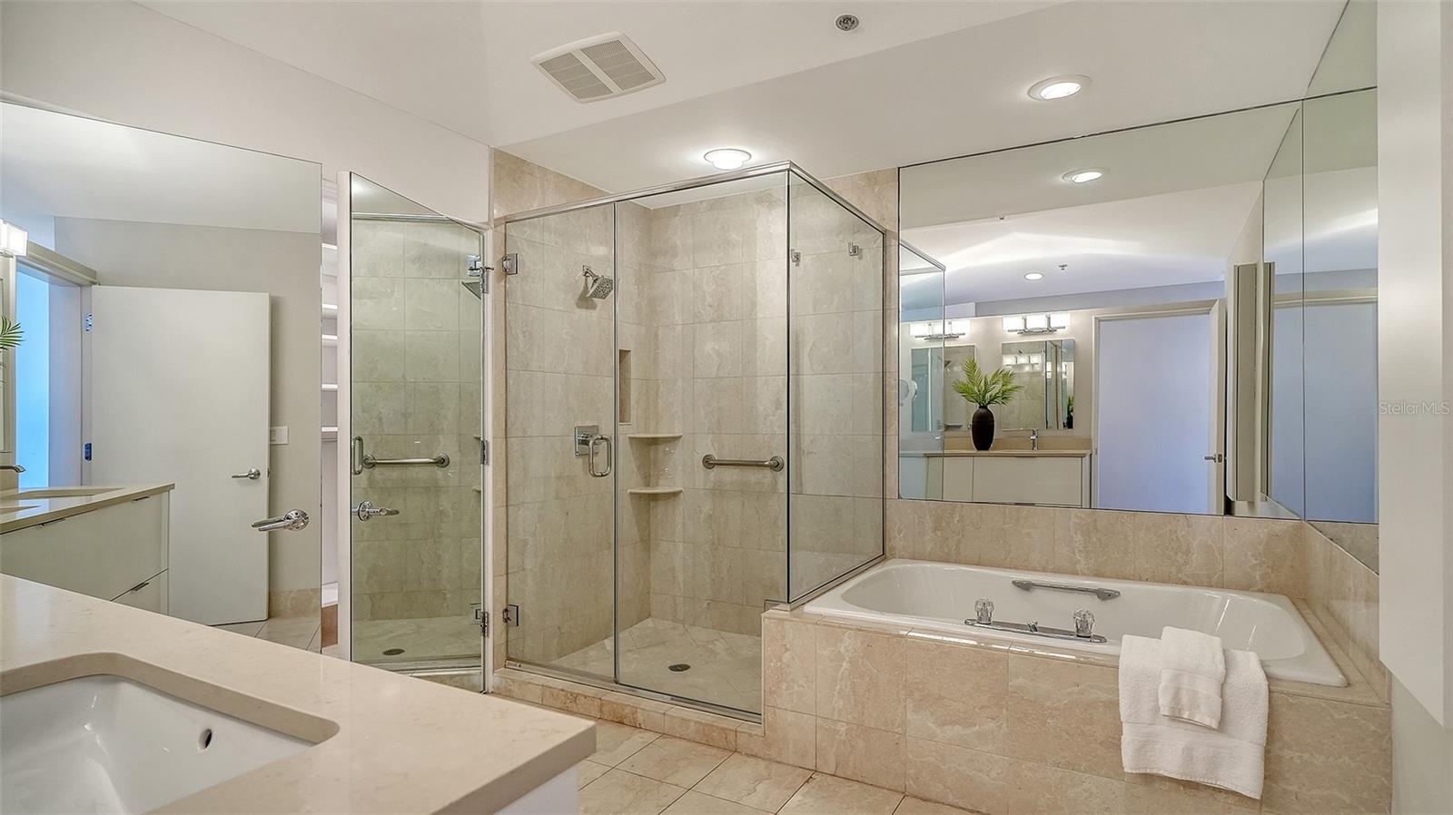 3040 GRAND BAY BLVD #283