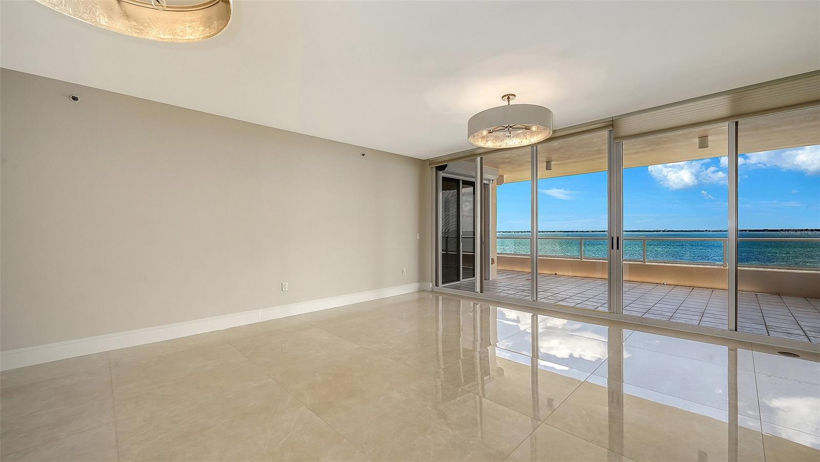 3040 GRAND BAY BLVD #283