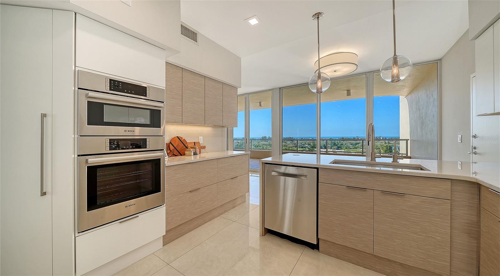 3040 GRAND BAY BLVD #283