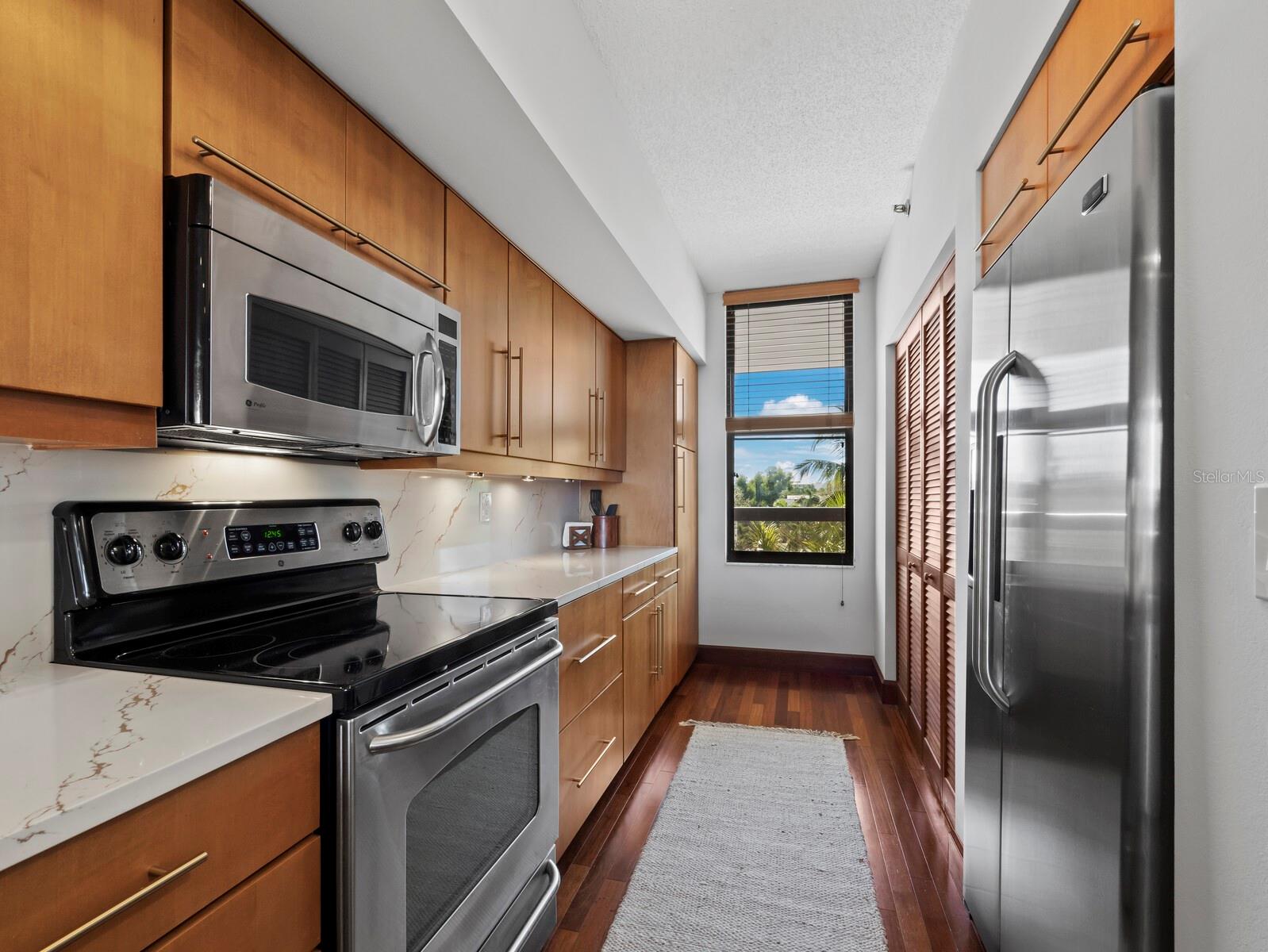 1930 HARBOURSIDE DR #136