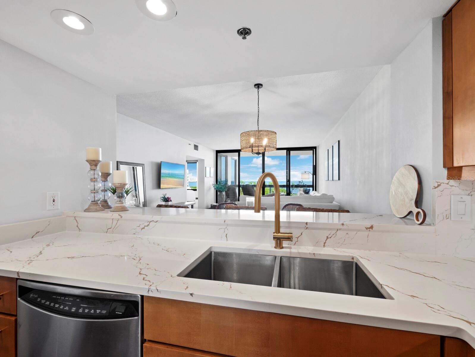 1930 HARBOURSIDE DR #136