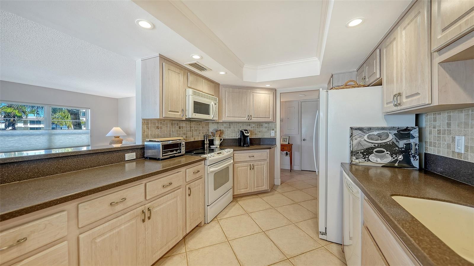 800 BENJAMIN FRANKLIN DR #308