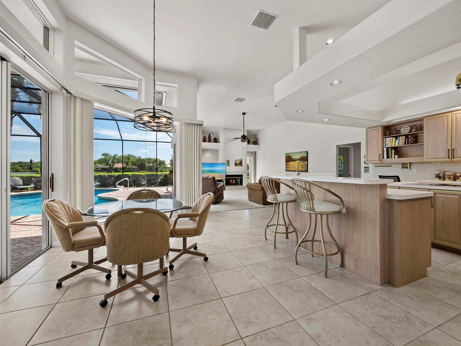 8615 WOODBRIAR DR