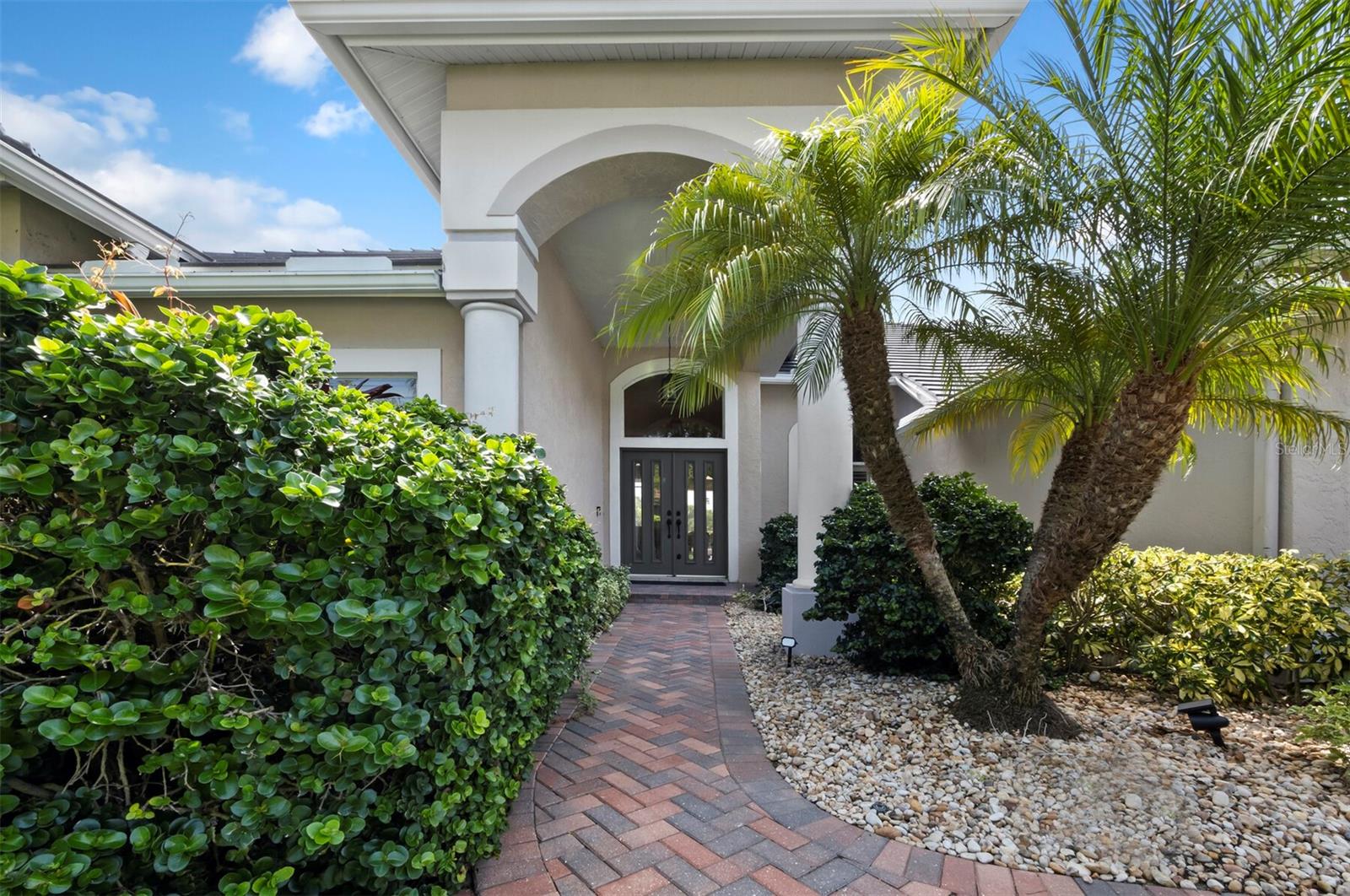 8615 WOODBRIAR DR
