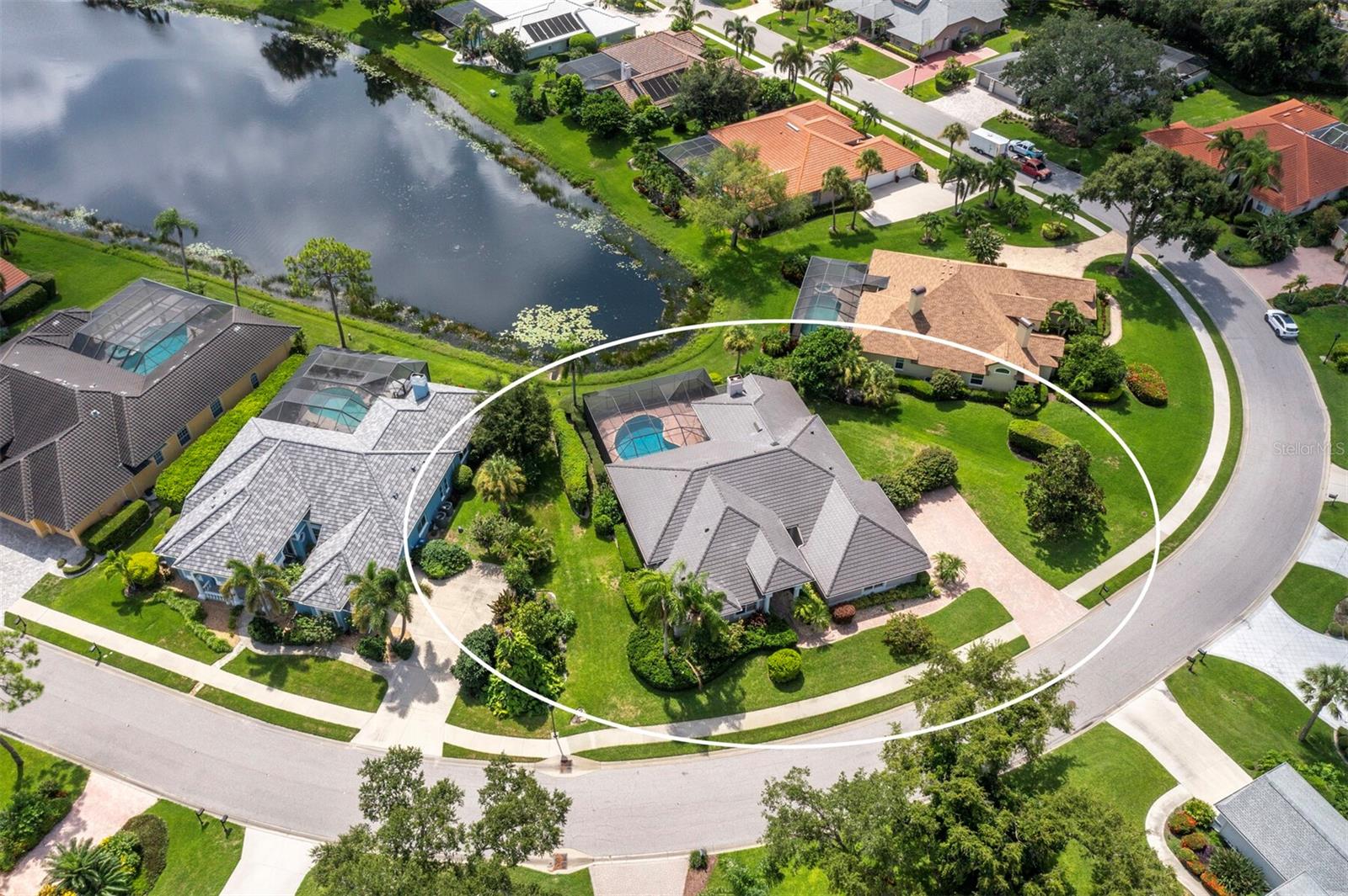 8615 WOODBRIAR DR