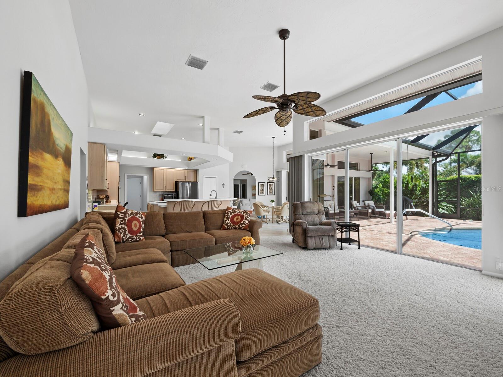 8615 WOODBRIAR DR