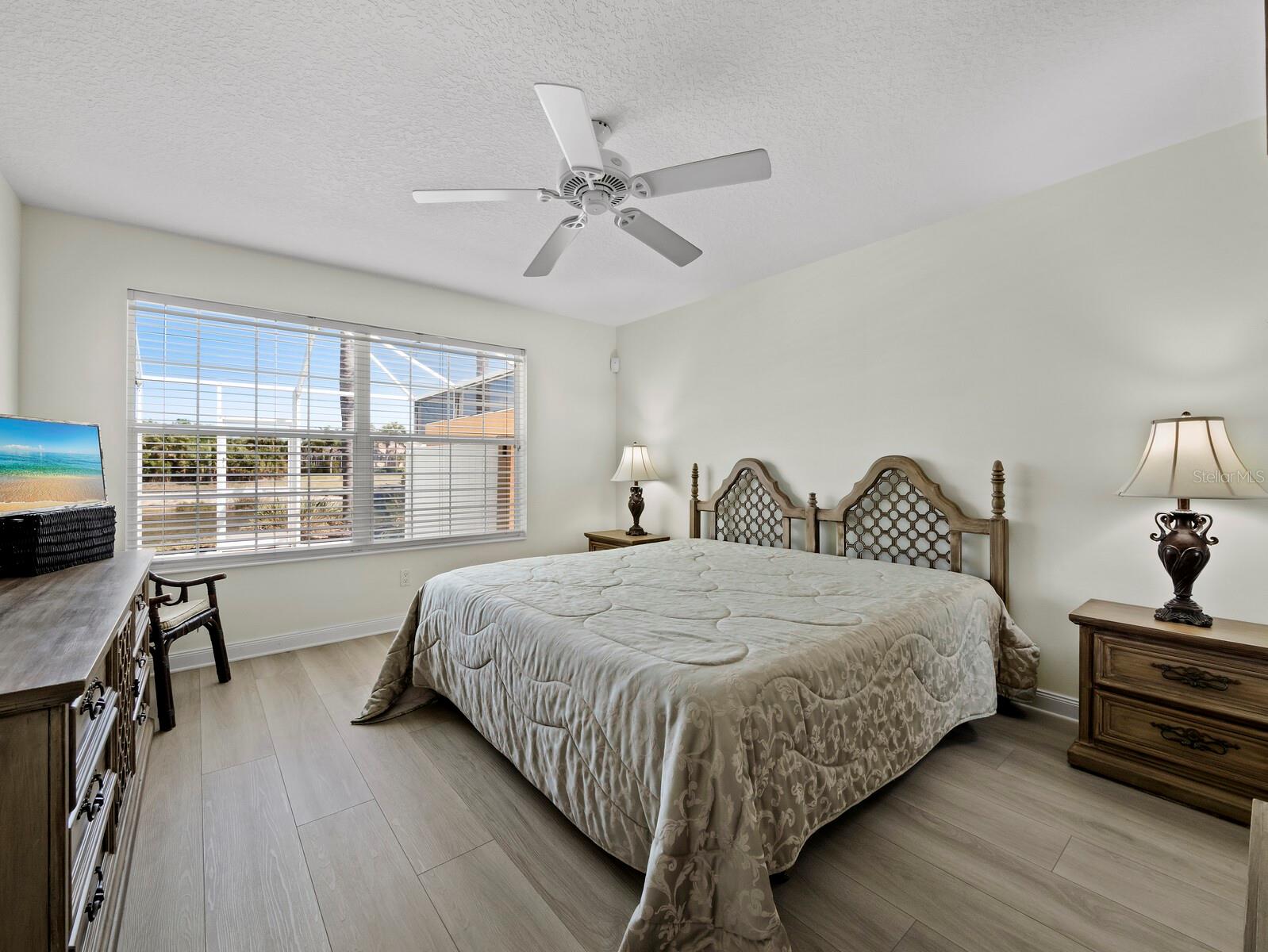 5967 BENEVENTO DR