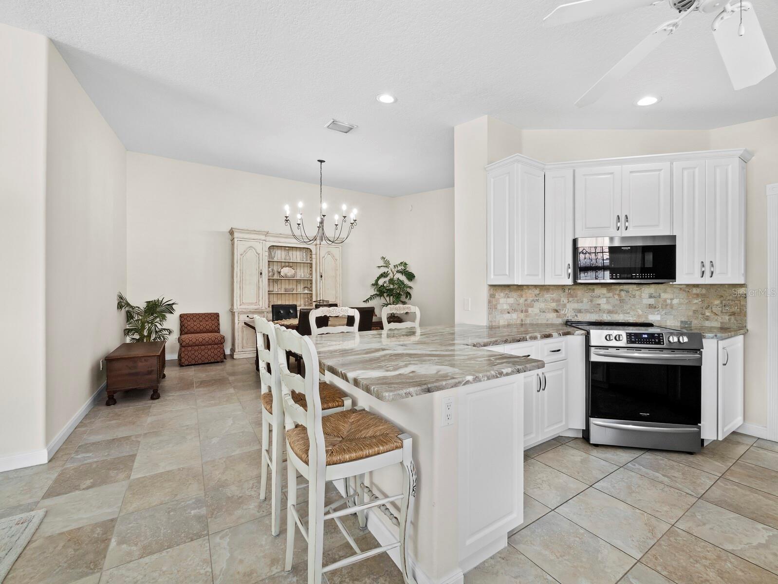 5967 BENEVENTO DR