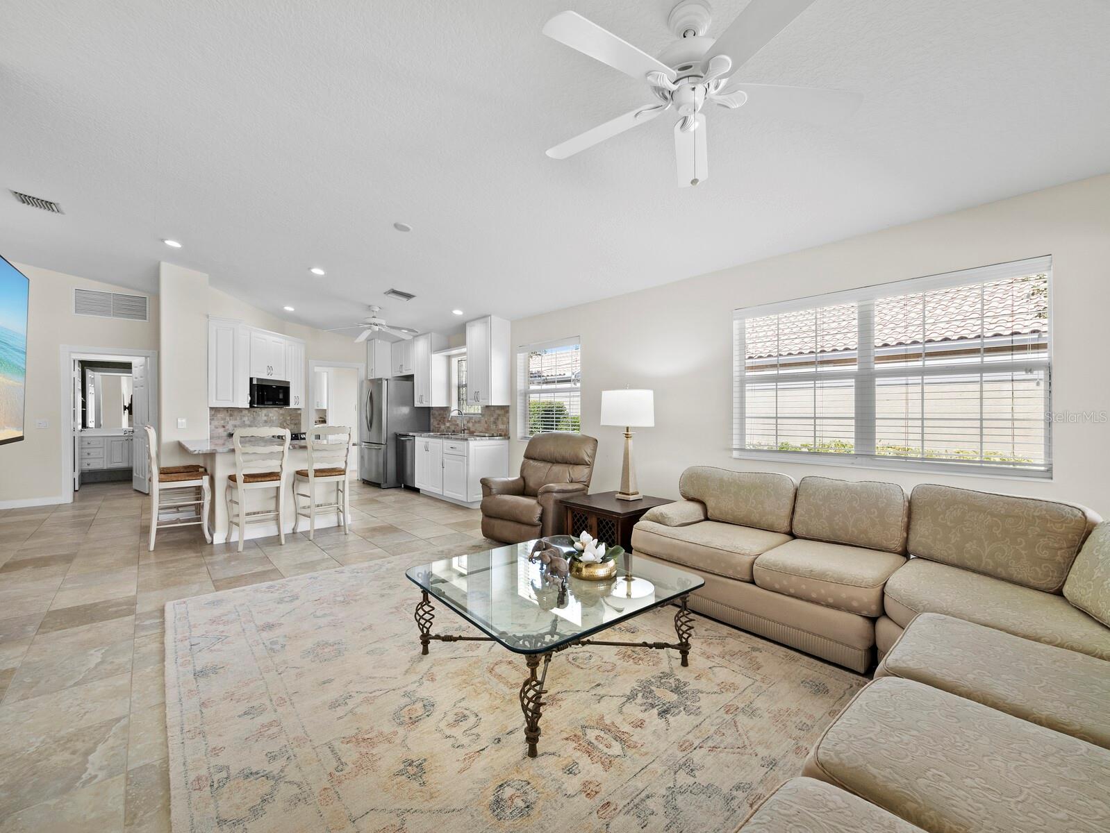 5967 BENEVENTO DR