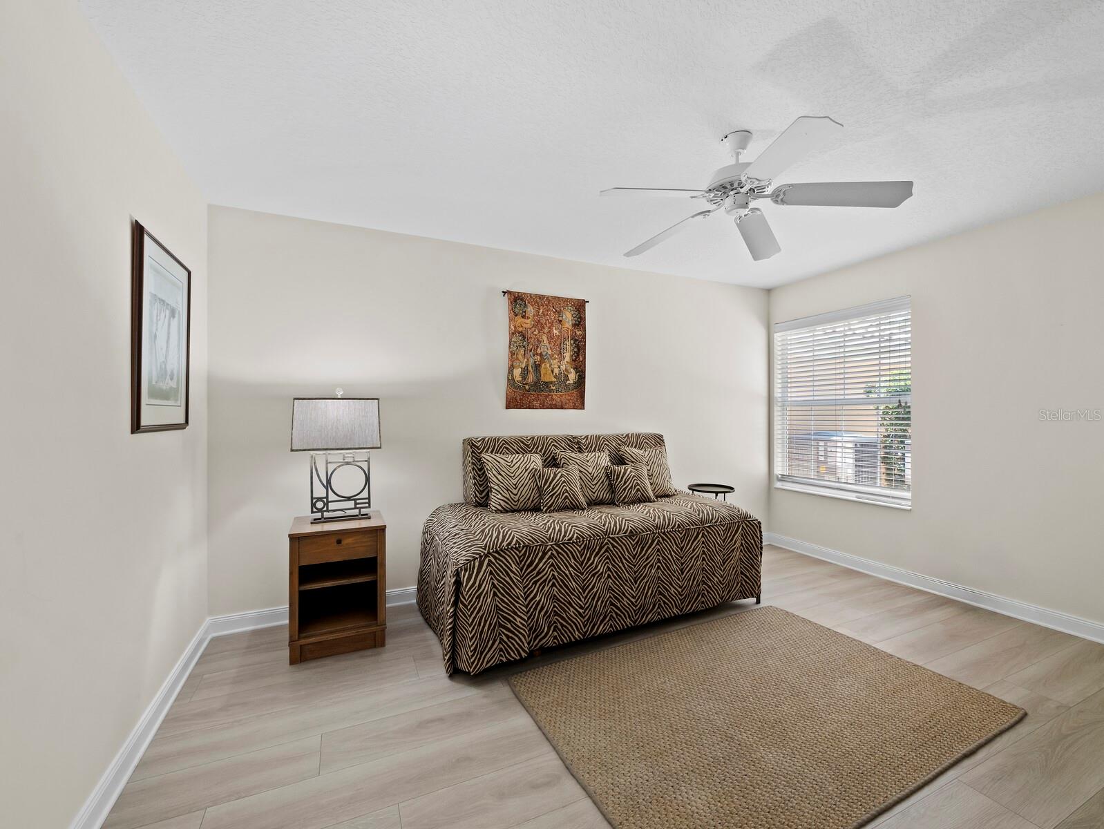 5967 BENEVENTO DR