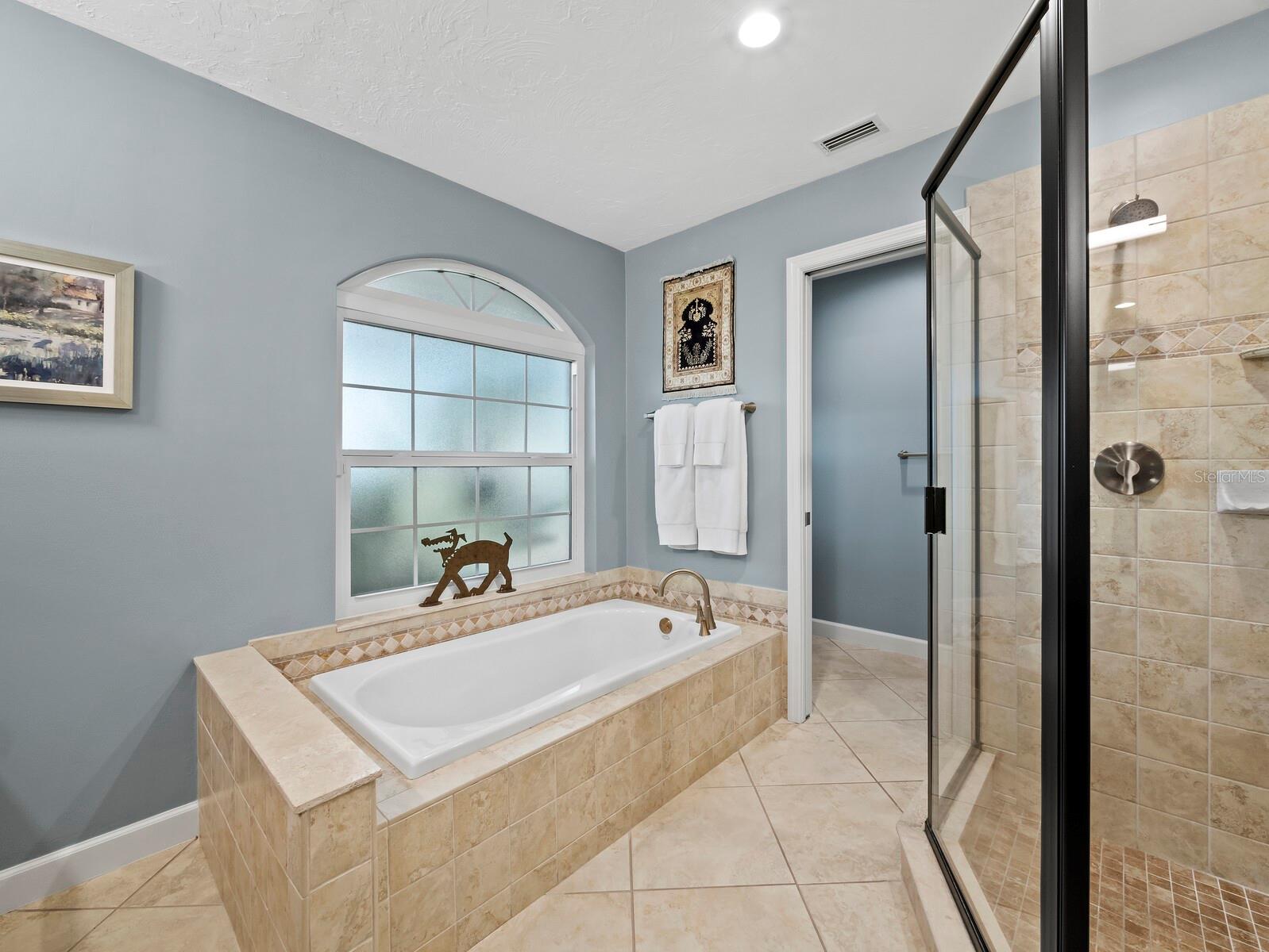 8314 CYPRESS HOLLOW DR