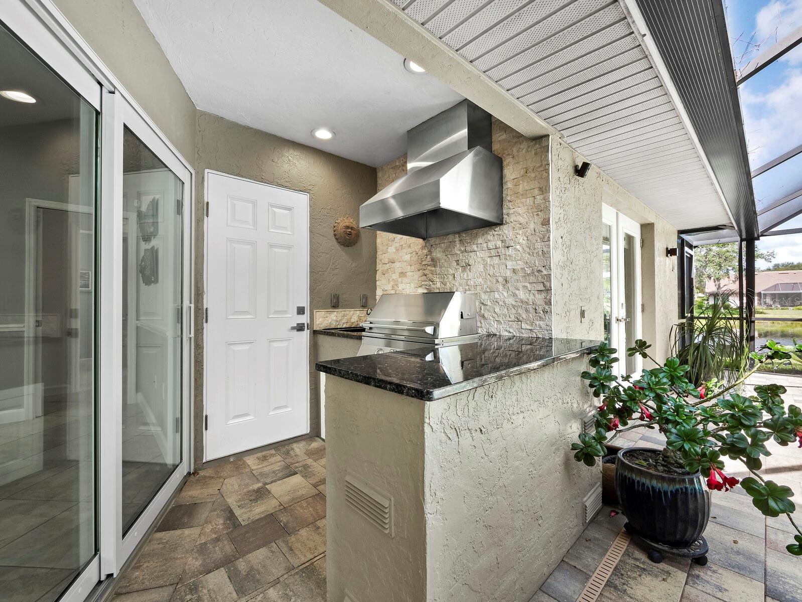 8314 CYPRESS HOLLOW DR