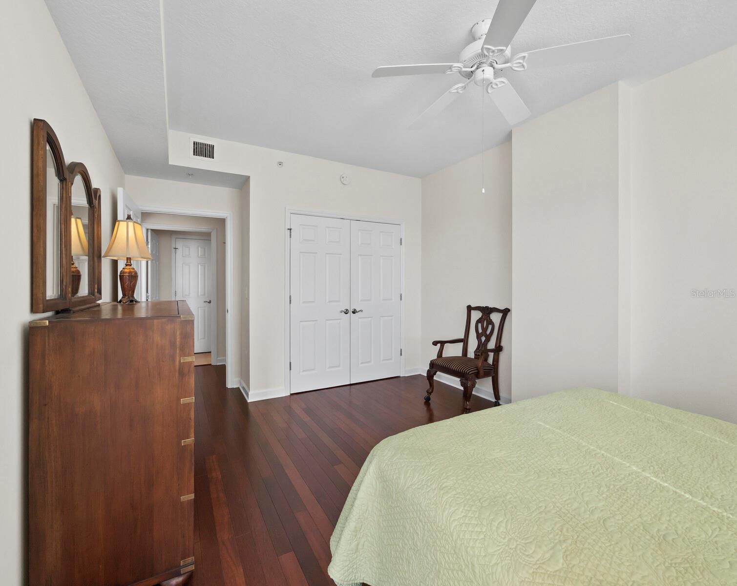 750 N TAMIAMI TRL #906