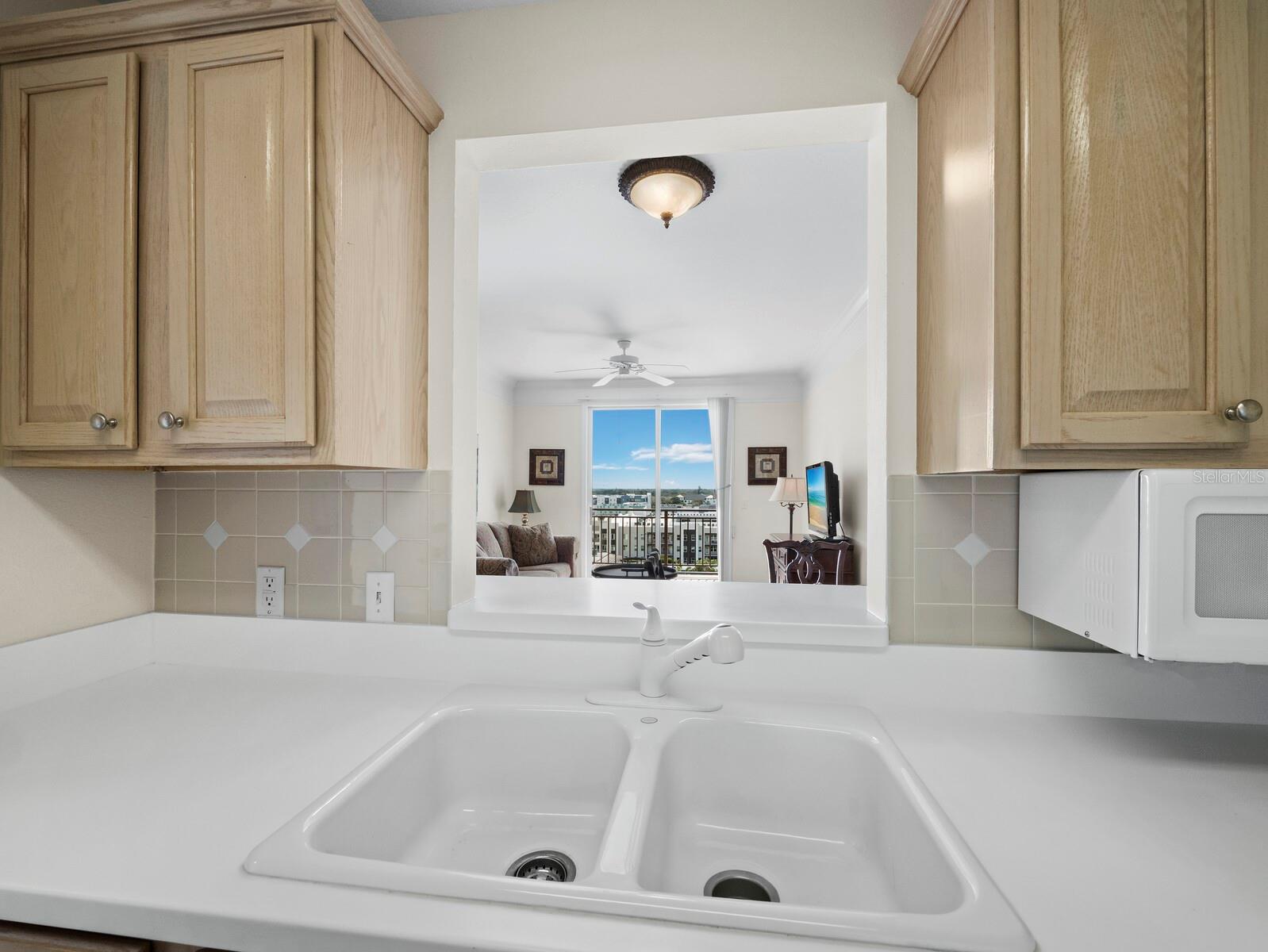 750 N TAMIAMI TRL #906