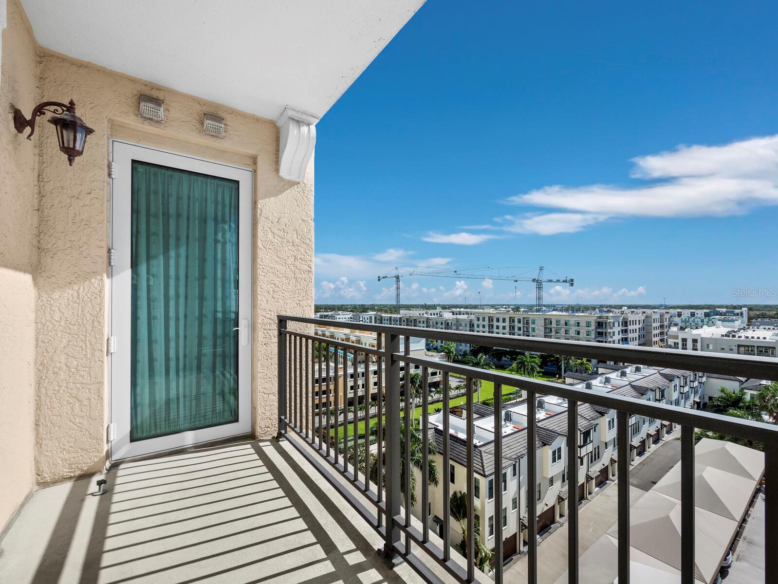 750 N TAMIAMI TRL #906